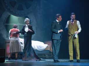 Remko Vrijdag schittert in het Wilminktheater als Hercule Poirot