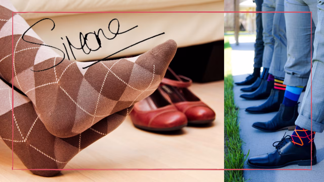 De nette sok onder de loep: links aardetinten sokken met ruitpatroon en rode schoenen, rechts blauwe schoenen met gekleurde gestreepte sokken op stoep