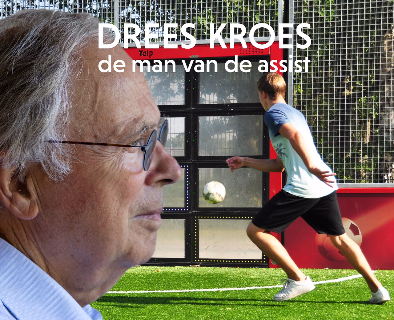 Fotocompositie met portret profiel en voetbalactie, tekst Drees Kroes de man van de assist, symposium activistisch sociaal werk