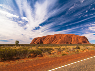 Eenzaam maar niet alleen: Uluru en de Kroezeboom