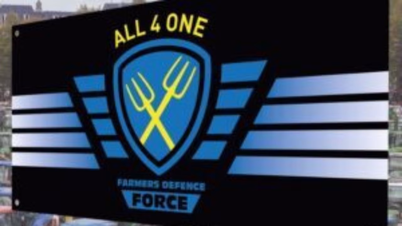 Logo ALL 4 ONE met kruisende gele vorken op blauw schild, blauwe vleugels, tekst FARMERS DEFENCE FORCE; boerenprotest in Twente