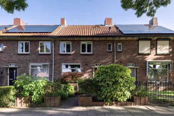 J.J. van Deinselaan 141, Enschede